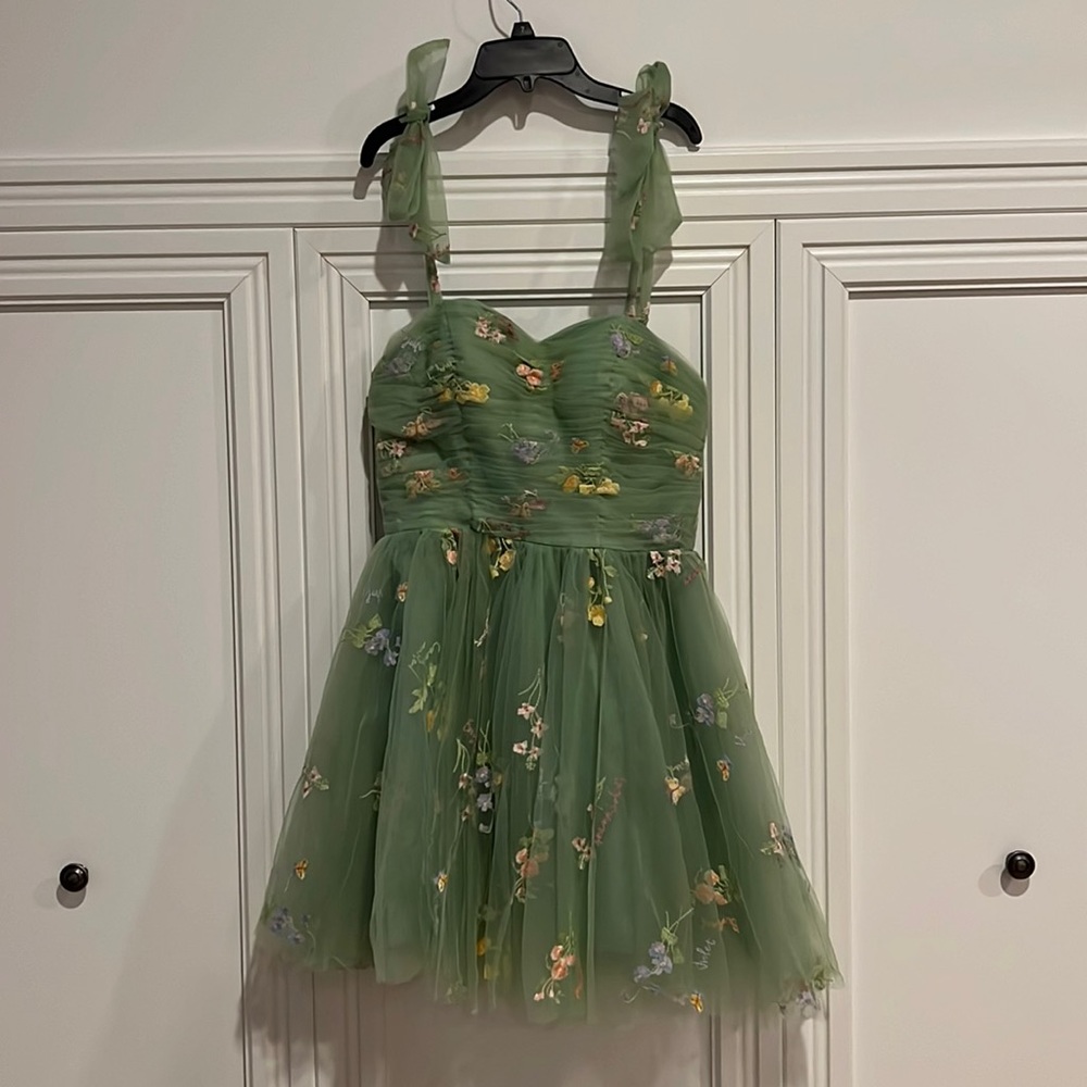 Marsen Embroidery Tulle Homecoming Dress Spaghetti Straps size 8